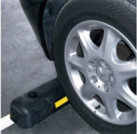 Fermaruote per parcheggi