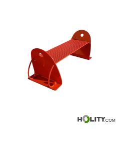 panchina-rossa-per-parco-pubblico-h287_346