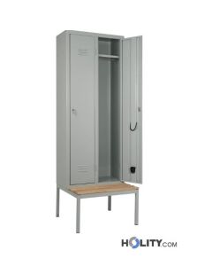 armadio-spogliatoio-con-serratura-su-panca-h471-10